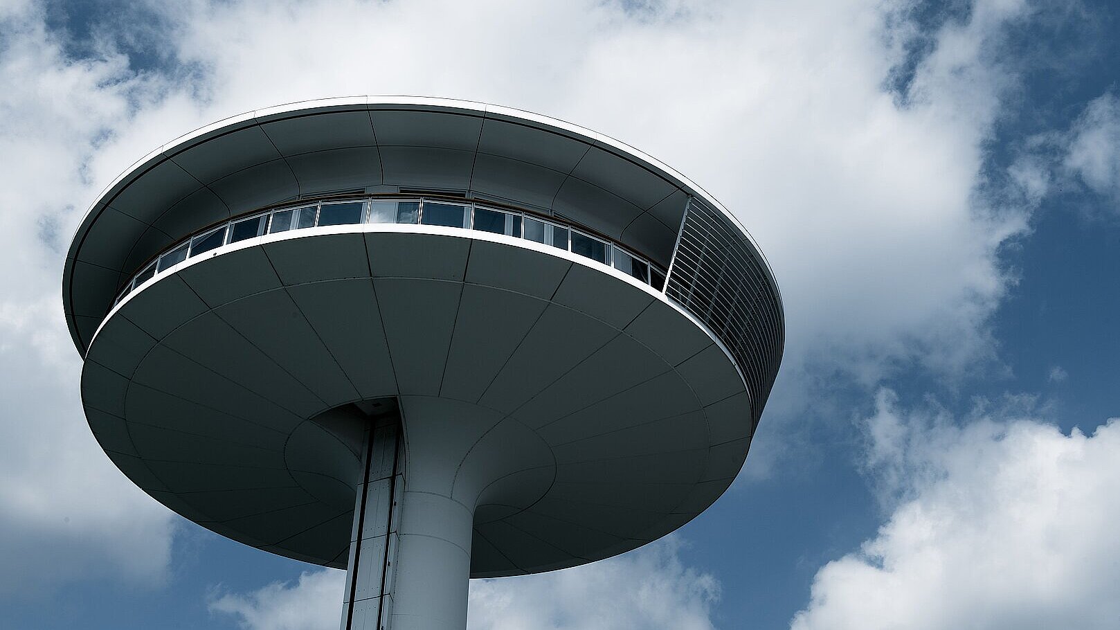 Flughafentower