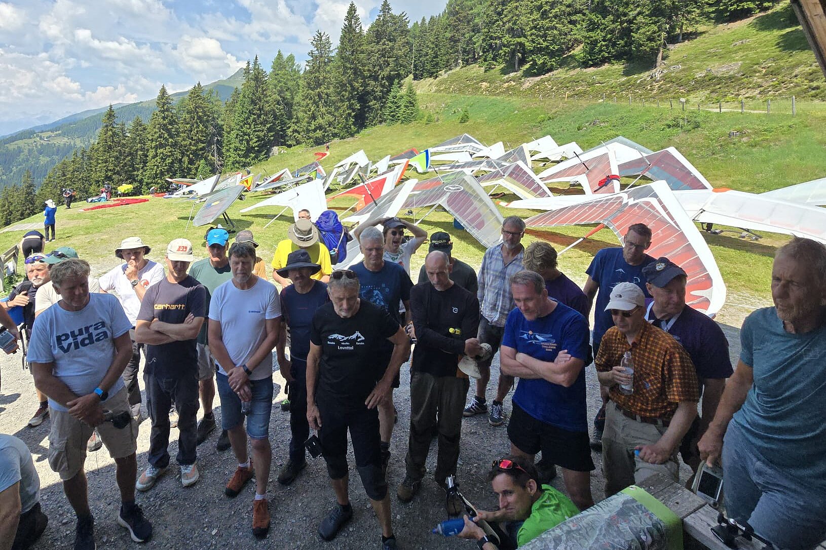 Hanggliding Challenge Einschreibung und Trainingstask