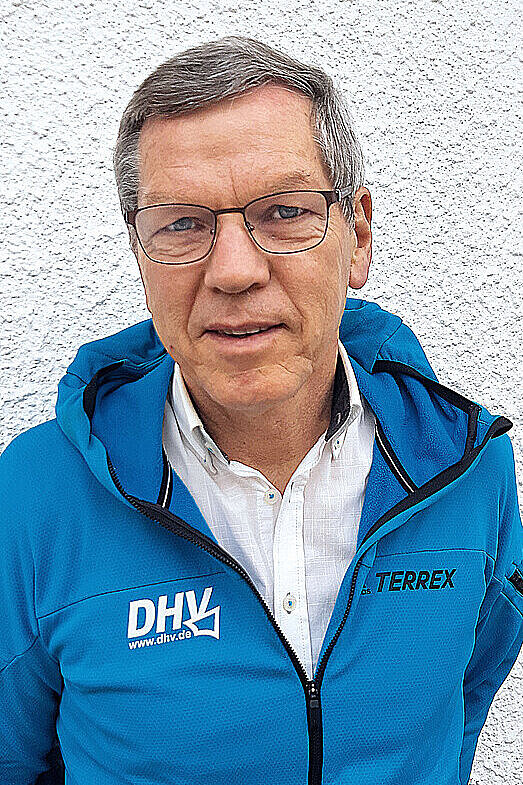 Helmut Bach
